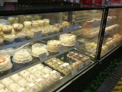 -红宝石·鲜奶小方·海派西点房(南丹店)