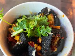 -黑色经典臭豆腐·湖南特产(步行街店)