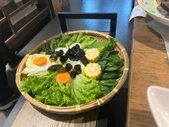 -尚尚仙·酸汤猪手·猪肚鸡火锅(华联万柳购物中心店)