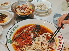 -湘当有饭剁椒鱼头(世茂广场店)