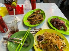 -明记烧鱼美味店