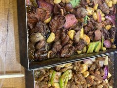 -老东镇啤酒屋海鲜加工·蒸汽海鲜·海鲜烧烤(台东店)