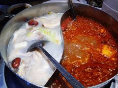 -蒙肥羊·酸汤潮牛·鲜牛肉火锅烤肉自助(岗顶店)