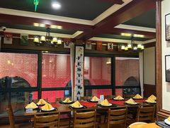 大堂-申德勒加油站西餐厅Schindlers Tankstelle(上海外滩店)