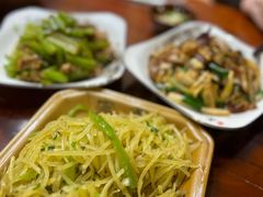 -苗湘食府(十年店)