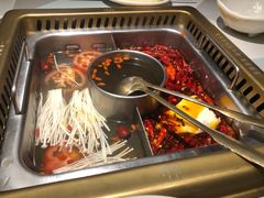 -雾都渣渣火锅(南城智汇城店)