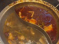 -沸炉重庆老火锅(军事博物馆店)