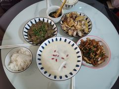 -天鹅到家·保姆月嫂育儿嫂(天河店)