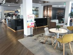 -宁波宝信宝马4S店(江北日湖店)