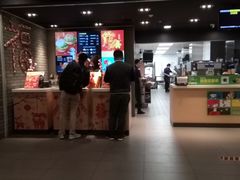 -麦当劳(伟城广场店)