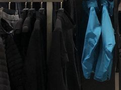 -ARC'TERYX始祖鸟(北京王府中环店)