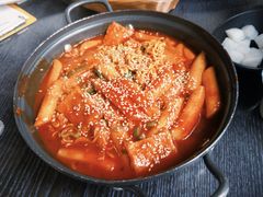 -BHC炸鸡(明洞总店)