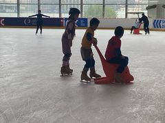 -冠军冰场CHAMPION RINK(凯德广场店)