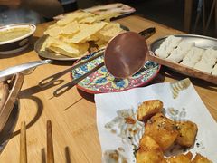 -洱火云南酸菜牛肉火锅(石景山当代商城店)