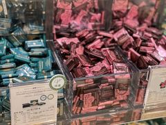 -VENCHI 闻绮(北京国贸商城店)