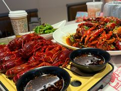 -肥肥虾庄·金牌油焖大虾(汉街SKP店)