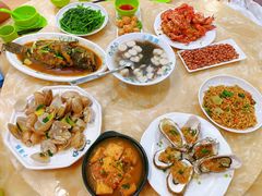 -小海豚•老字号海鲜餐厅(天涯店)