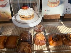-VERIE BAKEHOUSE
