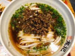 原汤外婆菜肉沫粉-湘人龙记老长沙米粉(华普国际大厦店)