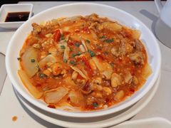 酸菜牛蛙-肥仔文澳门猪骨煲(南京西路店)
