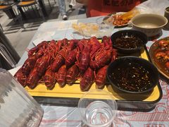 -肥肥虾庄·金牌油焖大虾(杨园滨江时代walk店)