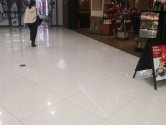 -星巴克臻选(成都来福士店)