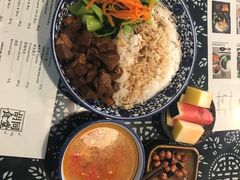 -蜗牛小馆醉乡民谣云南菜(惠新西里店)