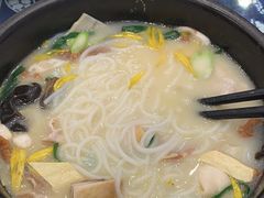 -桥香园过桥米线(复兴路店)
