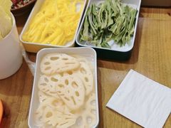 -黔哆哆地摊酸汤火锅(清湖店)