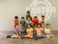 -CASTER跳舞俱乐部