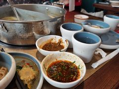 -左庭右院鲜牛肉火锅(金山万达店)
