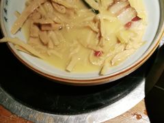 -吃饭皇帝大土家民族菜(正大广场店)