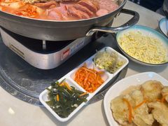 -屋里家延边朝鲜族冷面(梅林3店)