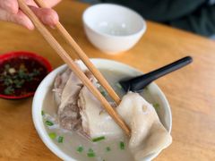 -雷祖芳老妈蹄花店