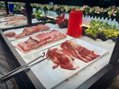 -比亚森自助烤肉·火锅料理(万达店)
