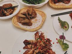 -五谷芳乳鸽王(海景店)