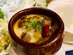 罐焖牛肉-老井俄式餐厅