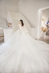 -艾米丽婚纱礼服