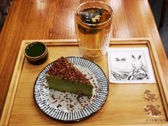 抹茶千层抹茶栗子千层-無邪日式甜品(华润五彩城购物中心店)