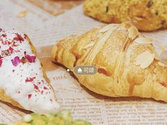 烤鸡芝士可颂-麦尚心甜(北金鹰店)