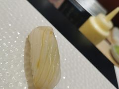 甲纹鱿鱼寿司-Sushi Hanzo半藏(天环广场店)