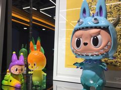 -泡泡玛特POPMART(侨福芳草地店)