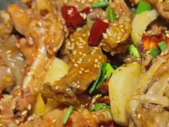 -张大师鸭爪爪特色干锅(钱塘江路店)