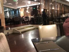 -乐咖啡西餐厅(太湖皇冠假日酒店)