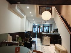 -HOLIDAY休日(后田垟巷店)