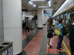 -公园前(地铁站)