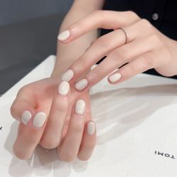 -悠禾·美甲美睫·皮肤管理