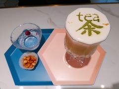 手工奶盖茶-茶是一枝花泡茶店