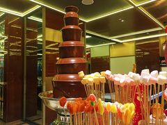 -大中华希尔顿酒店-念自助餐·嗨啤·小龙虾