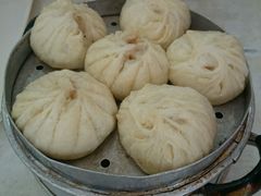 -胡成记口蘑龙眼包子(盐道街店)